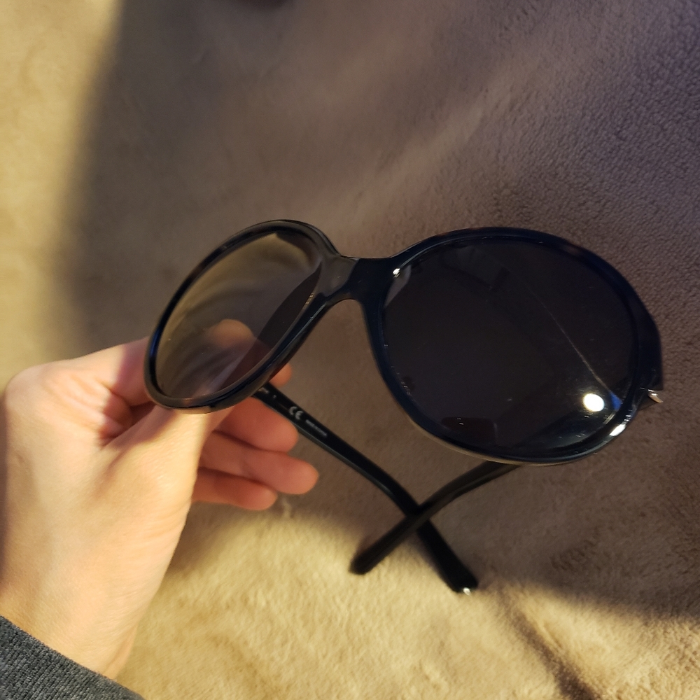 OFFER ACCEPTED!    D&G  Dolce & Gabbana women's sunglasses